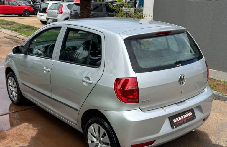 Volkswagen Fox 1.0 Mi 8v - Foto #9