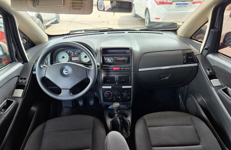 Fiat Idea ELX 1.4 (Flex) - Foto #2