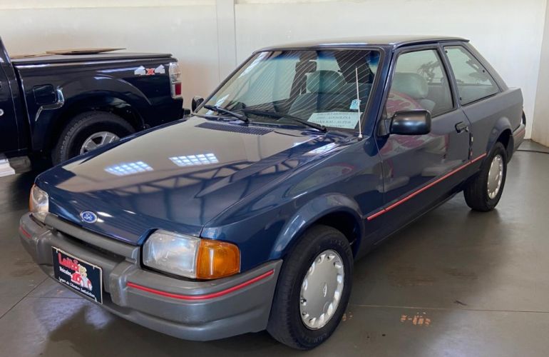 Ford Escort Hatch Hobby 1.0 - Foto #2
