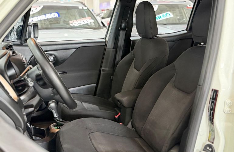 Jeep Renegade 1.8 16v - Foto #5