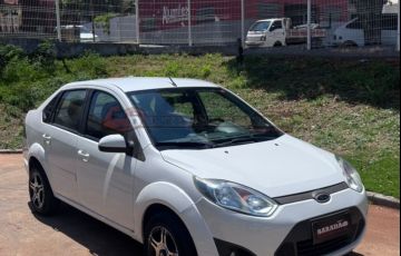 Ford Fiesta 1.0 Rocam S Sedan 8v - Foto #3