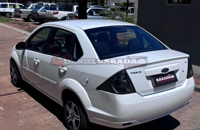 Ford Fiesta 1.0 Rocam S Sedan 8v - Foto #10