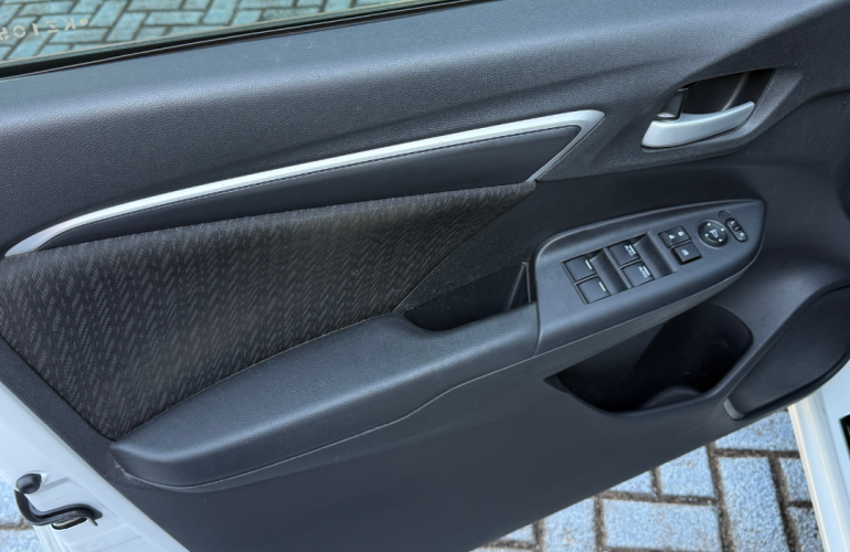 Honda Fit 1.5 16v EX CVT (Flex) - Foto #8