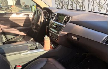 Mercedes-Benz ML 350 4Matic 3.0 bluetec - Foto #9