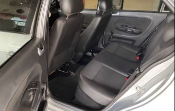 Volkswagen Voyage 1.6 Msi Totalflex Comfortline - Foto #8