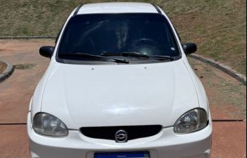 Chevrolet Corsa 1.0 MPFi Classic Sedan 8v