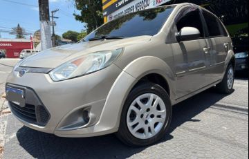 Ford Fiesta 1.6 MPi Class Hatch 8v - Foto #2