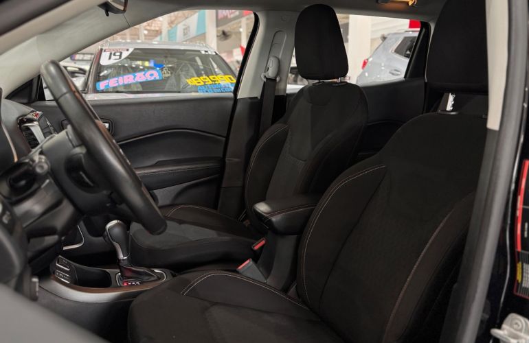 Jeep Compass 2.0 16V Sport - Foto #5