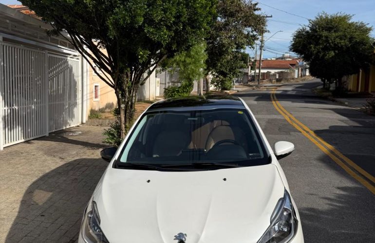 Peugeot 208 Allure 1.6 16V (Flex) (Aut) - Foto #4
