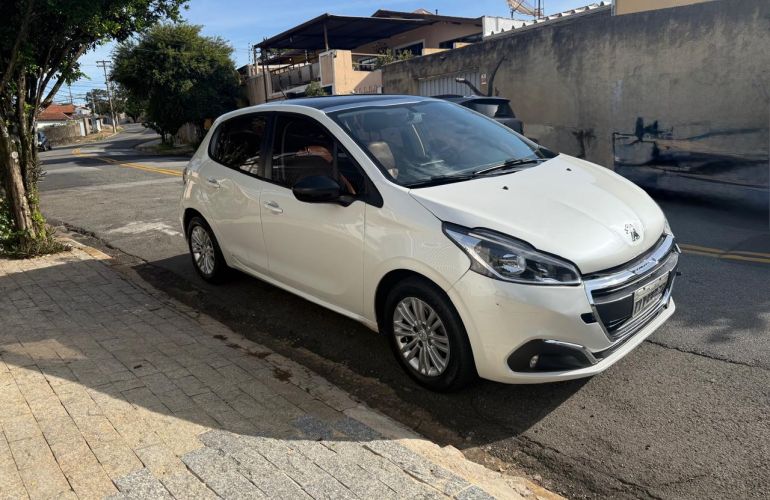 Peugeot 208 Allure 1.6 16V (Flex) (Aut) - Foto #7