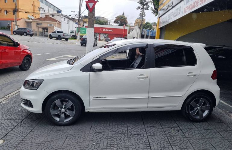 Volkswagen Fox 1.6 Msi Comfortline 8v - Foto #5