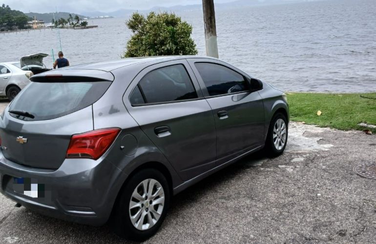 Chevrolet Onix 1.0 (Flex) - Foto #3