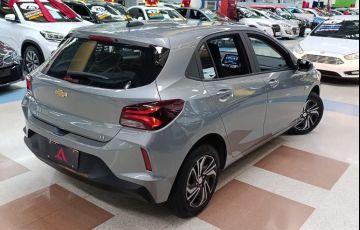 Chevrolet Onix 1.0 LT - Foto #6