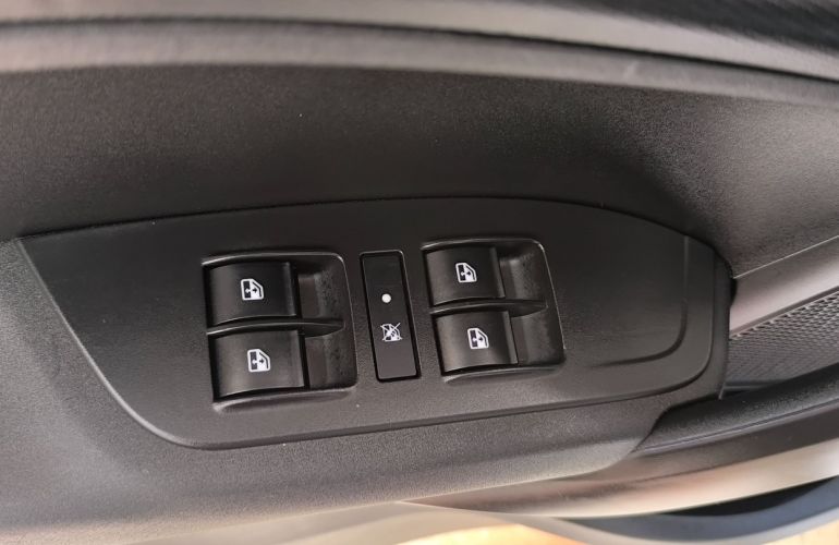 Fiat Cronos 1.0 Firefly Drive - Foto #10