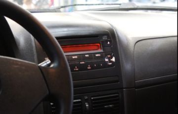 Fiat Siena 1.0 MPi El 8v - Foto #8