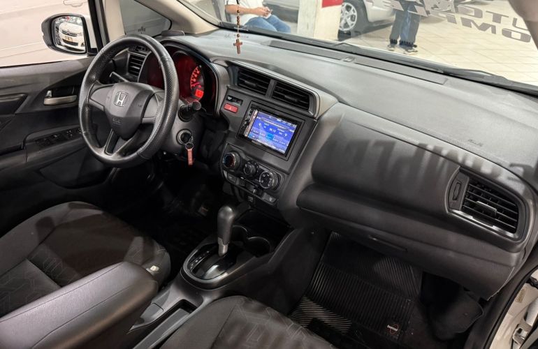 Honda Fit 1.5 LX 16v - Foto #9