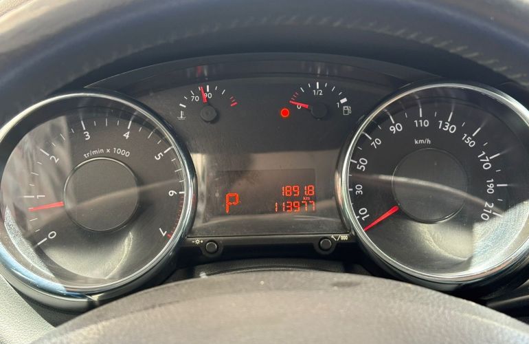 Peugeot 3008 1.6 Griffe Thp 16v - Foto #10