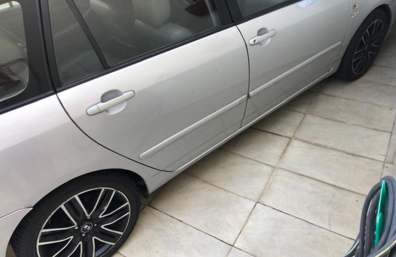 Toyota Corolla Fielder XEi 1.8 16V (flex) (aut) - Foto #2