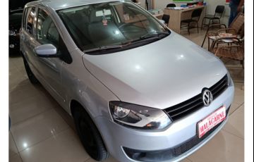 Volkswagen Fox 1.0 8V (Flex) 4p - Foto #1