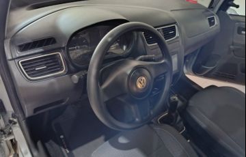 Volkswagen Fox 1.0 8V (Flex) 4p - Foto #2