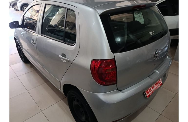 Volkswagen Fox 1.0 8V (Flex) 4p - Foto #8