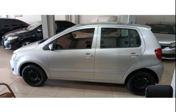 Volkswagen Fox 1.0 8V (Flex) 4p - Foto #9