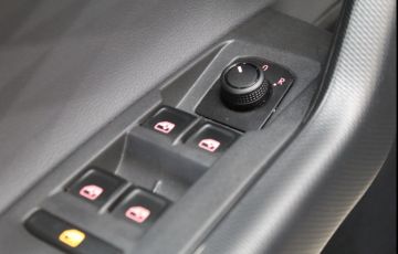 Volkswagen Polo 1.0 170 TSi Comfortline - Foto #9