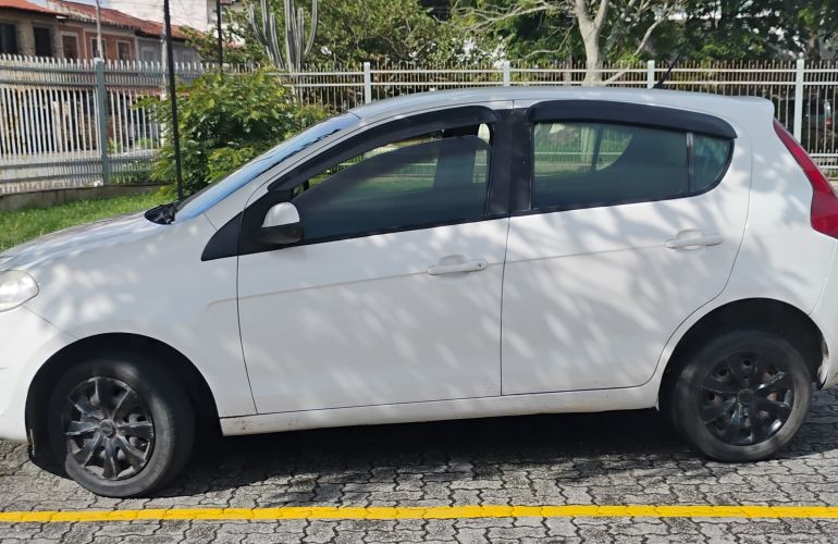 Fiat Palio Attractive 1.0 Evo (Flex) - Foto #3