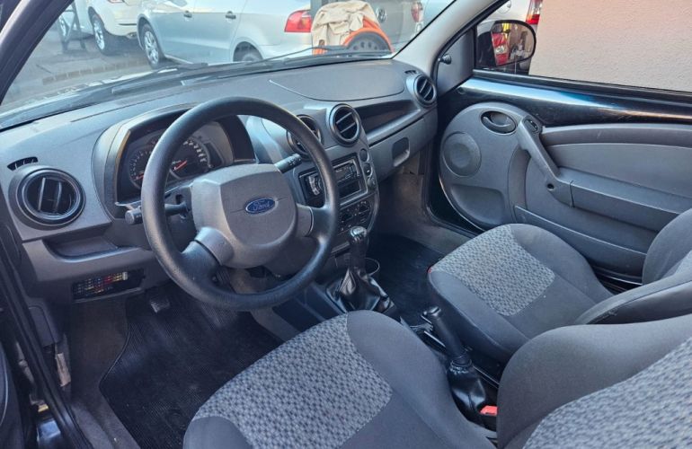 Ford Ka 1.0 (Flex) - Foto #2