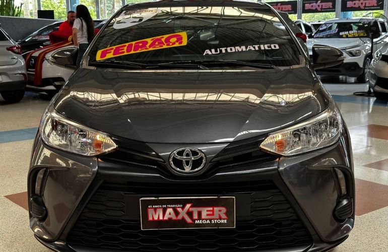 Toyota Yaris 1.5 Xl - Foto #2