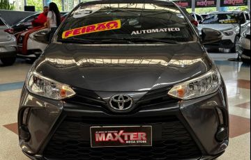 Toyota Yaris 1.5 Xl - Foto #2