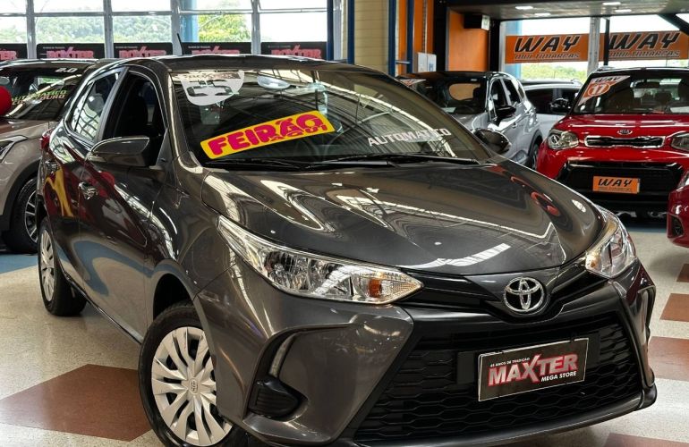 Toyota Yaris 1.5 Xl - Foto #4