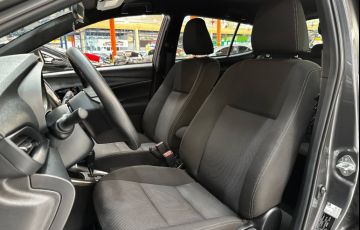 Toyota Yaris 1.5 Xl - Foto #8