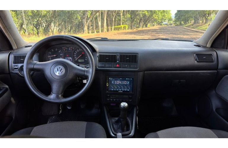 Volkswagen Golf 1.6 (Flex) - Foto #6