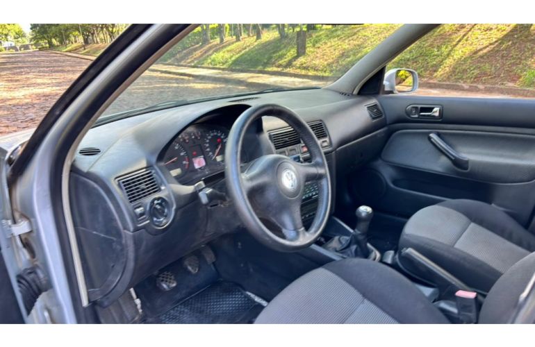 Volkswagen Golf 1.6 (Flex) - Foto #10