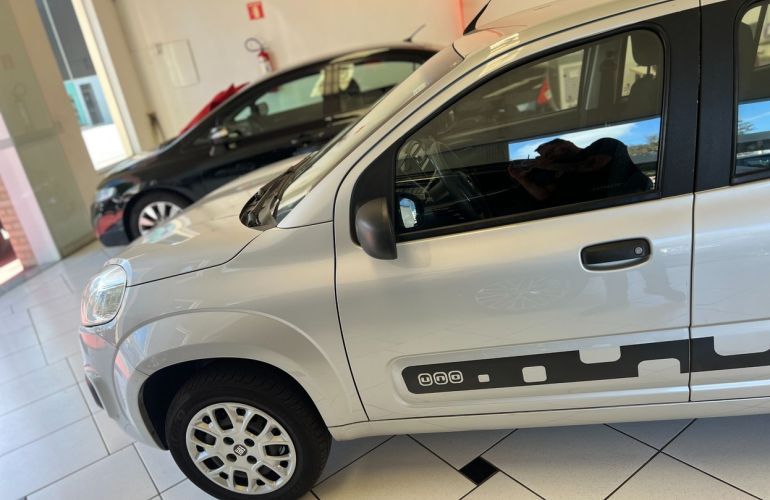 Fiat Uno 1.0 Evo Attractive 8v - Foto #3