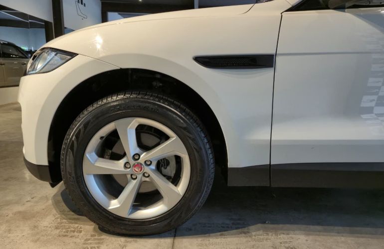 Jaguar F-pace 2.0 16V Ingenium Prestige Awd - Foto #4