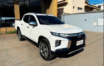 Mitsubishi L200 Triton 2.4 16V Turbo Sport Hpe-s CD 4x4 - Foto #3
