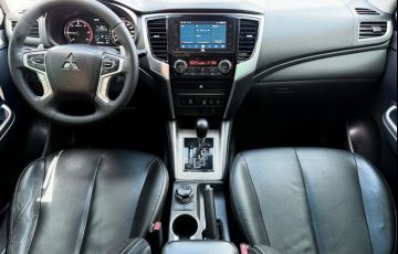 Mitsubishi L200 Triton 2.4 16V Turbo Sport Hpe-s CD 4x4 - Foto #6