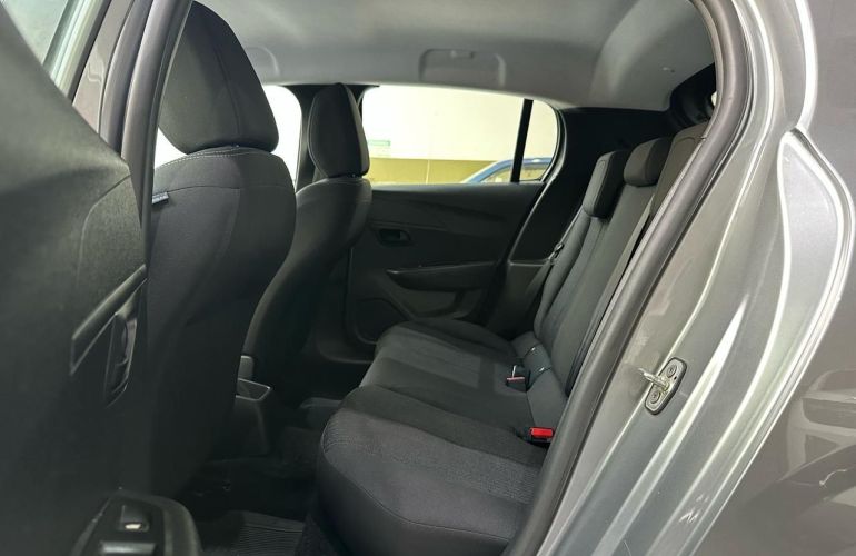 Peugeot 208 1.0 16V Like - Foto #9