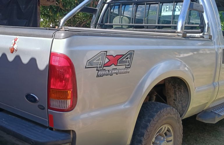 Ford F-250 XLT 4x4 3.9 (Cab Dupla) - Foto #2