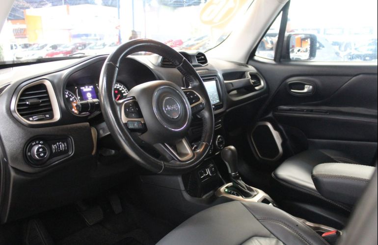 Jeep Renegade 1.8 16V Longitude - Foto #3