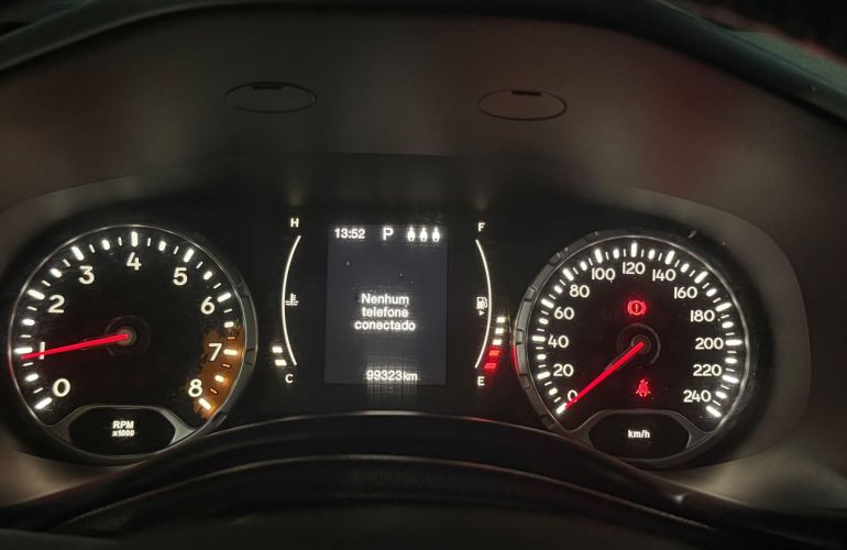 Jeep Renegade 1.8 16V Longitude - Foto #6