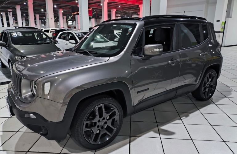Jeep Renegade 1.8 16V Limited - Foto #2