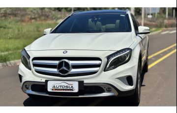 Mercedes-Benz GLA 200 Advance - Foto #2