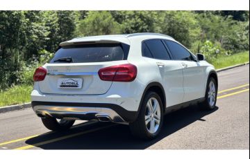 Mercedes-Benz GLA 200 Advance - Foto #6