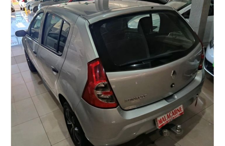 Renault Sandero Authentique 1.0 16V (Flex) - Foto #6