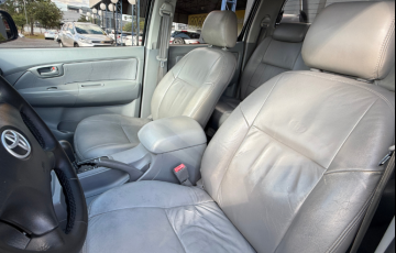Toyota Hilux 2.7 Flex 4x2 CD SR (Aut) - Foto #4
