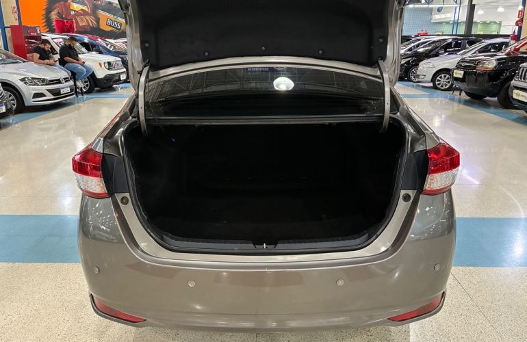 Toyota Yaris 1.5 16V Sedan Xl - Foto #9
