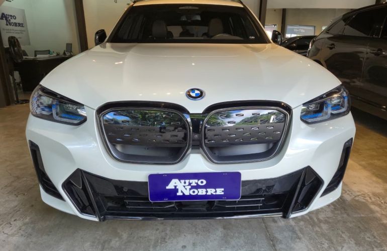 BMW Ix3 M Sport - Foto #2